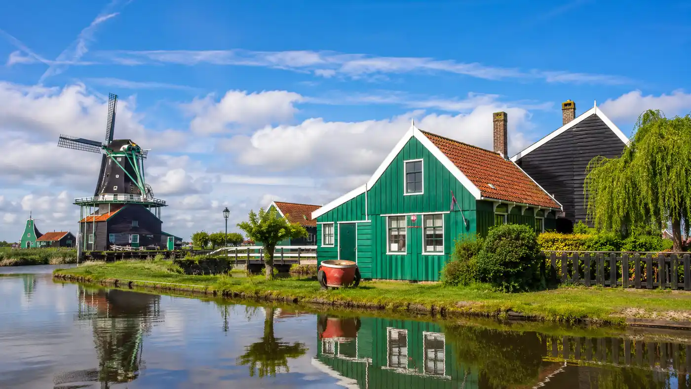 Zaanse Schans Accommodation & Where to Stay