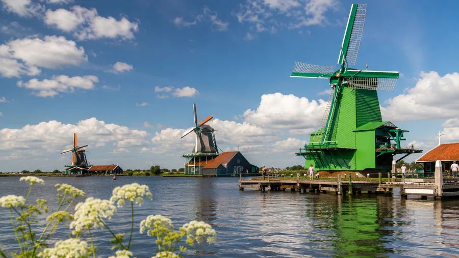 Zaanse Schans Day Trips: Combine with Volendam, Marken & Edam